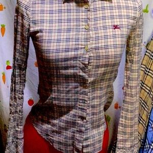 M888 Burberry Blue Label 🏷️ Size 38 about 32” X B 36” X L25” X Neck 17”